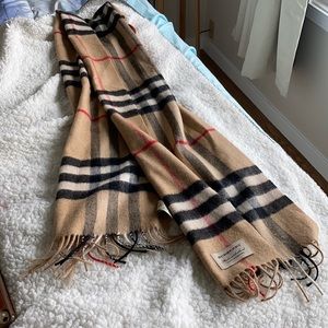 The classic check Burberry cashmere scarf.